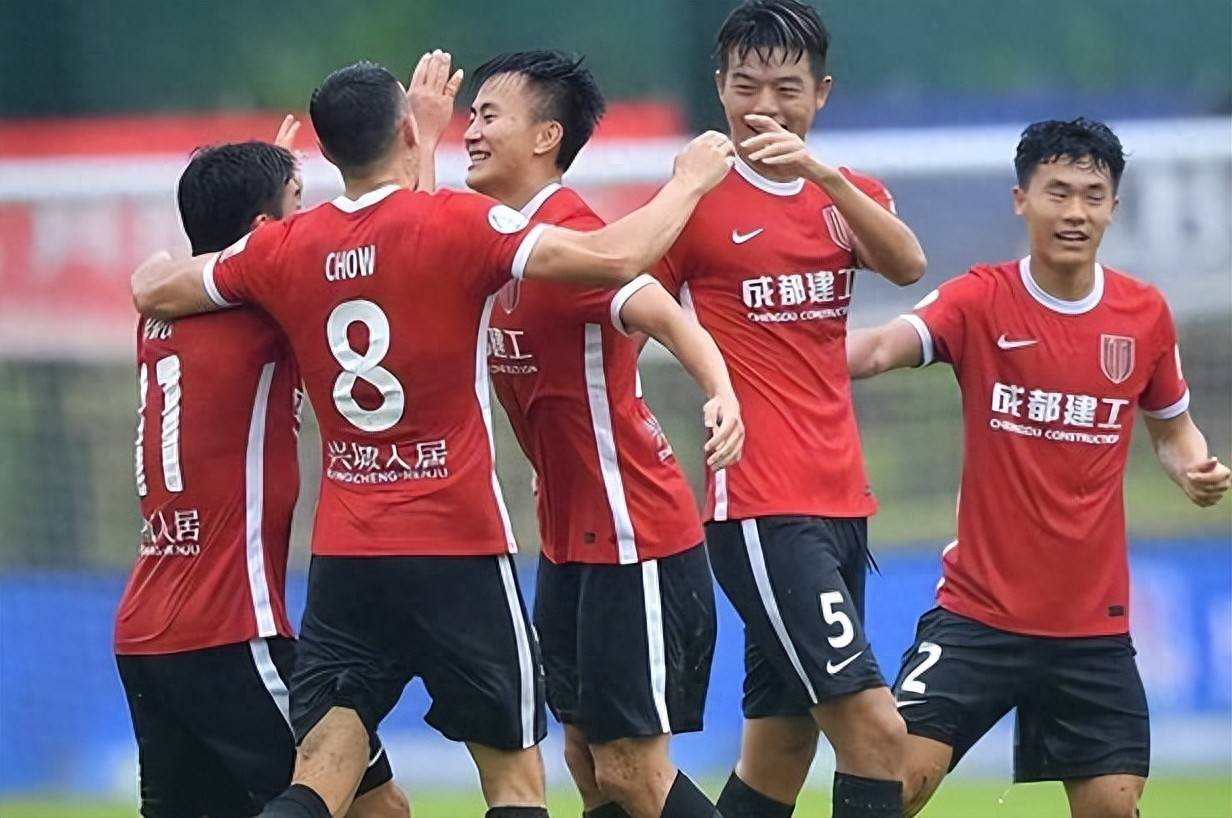双双进球！中部城市强势晋级赢得掌声的简单介绍